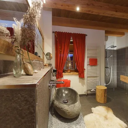 Brocken Chalet No 19 *